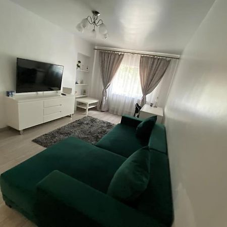 The Urban Hub 1 Apartamento Iasi Exterior foto
